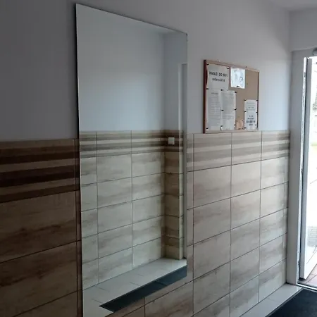 Antares U Basi Quarto em Acomodações Particulares *