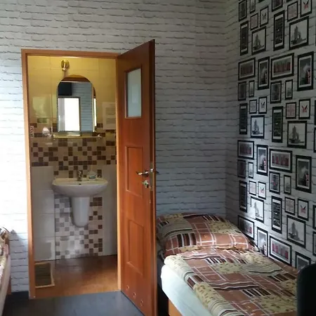 Quarto em Acomodações Particulares Antares U Basi *